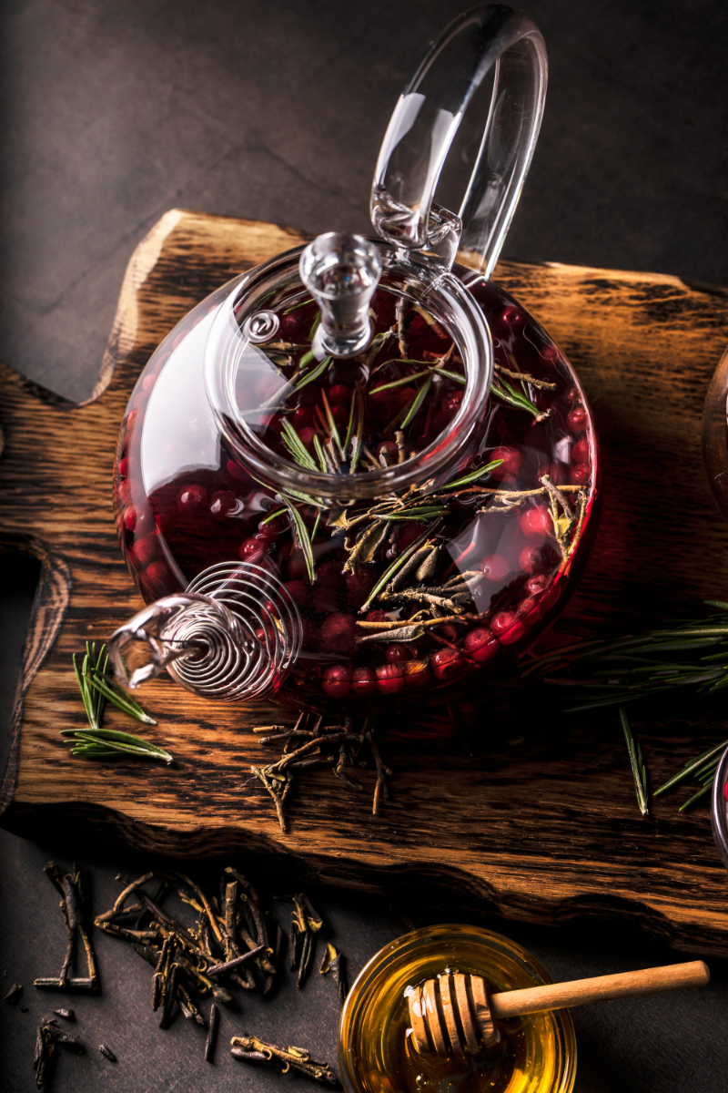 blackberry tea | Puree Arete Blackberry and tea flavor pairing for RTD beverage development